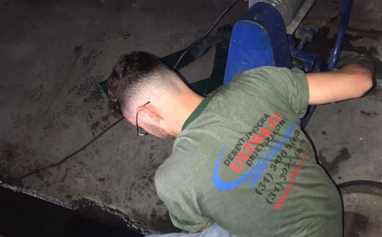  Desentupimento de rede pluvial